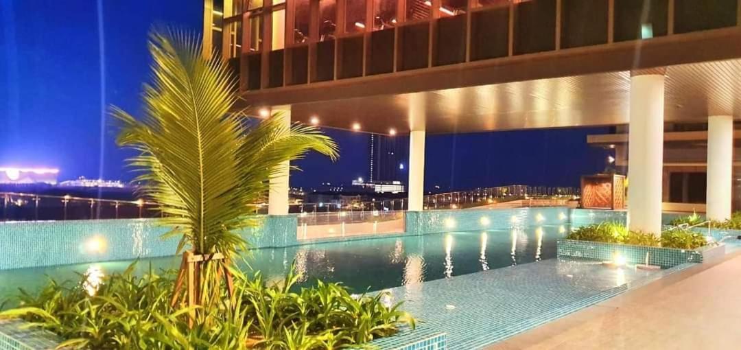 Jrv Hotelstyle Homestay Melaka Exterior foto